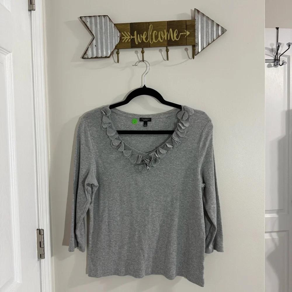 Talbots Gray Ruffle Trim Blouse Size Large 3/4 Sleeves - Picture 1 of 5